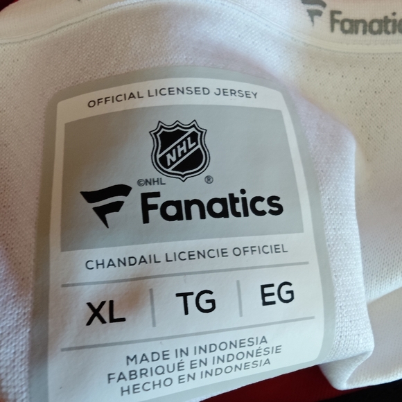 NWOT Men's Fanatics Chicago Blackhawks #19 Toews NHL Jersey White Size XL - Picture 3 of 5